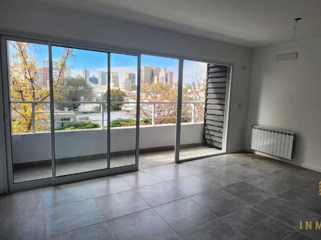 Venta Depto a estrenar un dormitorio c/ balc?n y cochera, Santiago del Estero n?156, Neuqu?n Centro