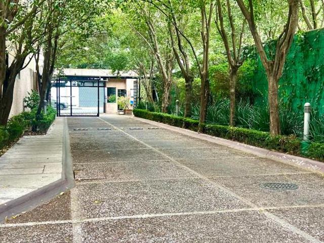VENTA DEPTO EN PARTE BAJA DE LAS LOMAS DE CHAPULTEPEC