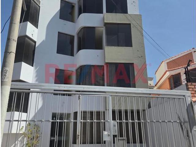 Venta Deparatmento Urb La Candelaria Cayma