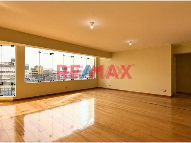 Venta Departamento 3 Dormitorios Surco