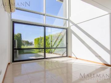 Venta Departamento 2 Amb en Pilar Golf Club con Cochera y Vista al Golf