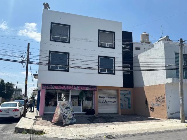 Venta departamento. Col. Arboledas de Loma Bella. Zona Sur