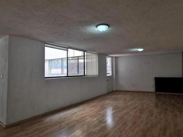 Venta departamento con balcón cerrado pero se puede abrir