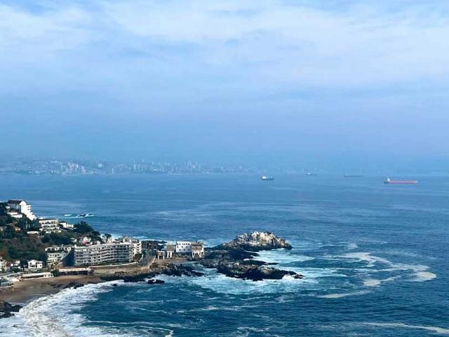 VENTA DEPARTAMENTO CON INMEJORABLE VISTA AL MAR VIÑA DEL MAR