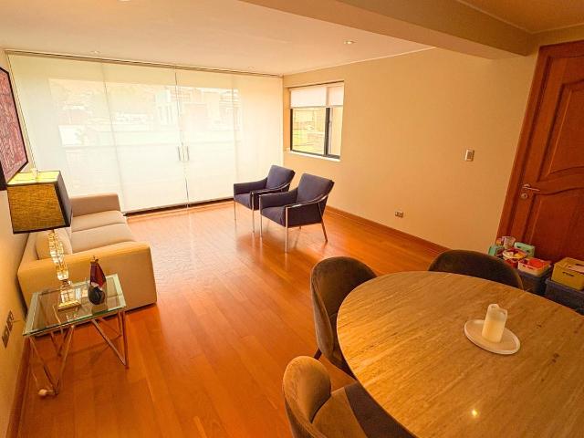 Venta Departamento Chorrillos 3 habitaciones a una cuadra del Malecon con cochera