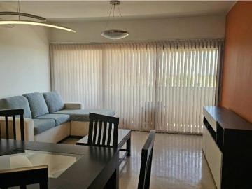Venta Departamento Amoblado 2 Dormitorios, 2 Baños Y Cochera. Capital