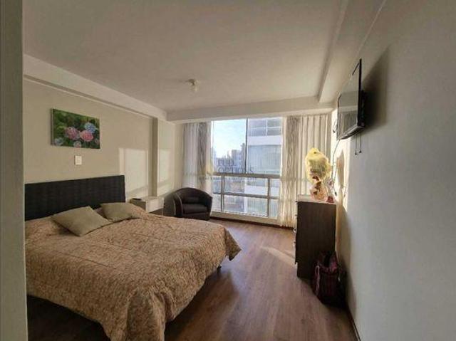 VENTA DEPARTAMENTO AMOBLADO CERRO COLORADO