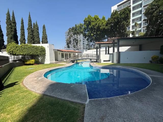 Venta departamento amplio con amenidades, Torre Las Animas. Zona Angelópolis