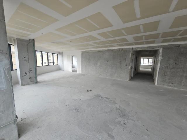 VENTA DEPARTAMENTO DE LUJO EN BOSQUE REAL