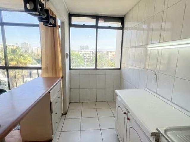 Venta departamento dúplex en villa portales | 80 m² | 3 dormitorios por 85000. 00 en Estación Central