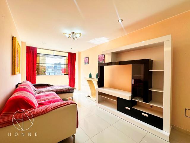 VENTA DEPARTAMENTO EN 2 PISO CARABAYLLO