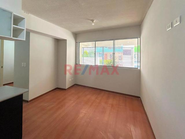 Venta Departamento En Condominio 46M2 – 2 Dormitorios Primer Piso Vista Calle