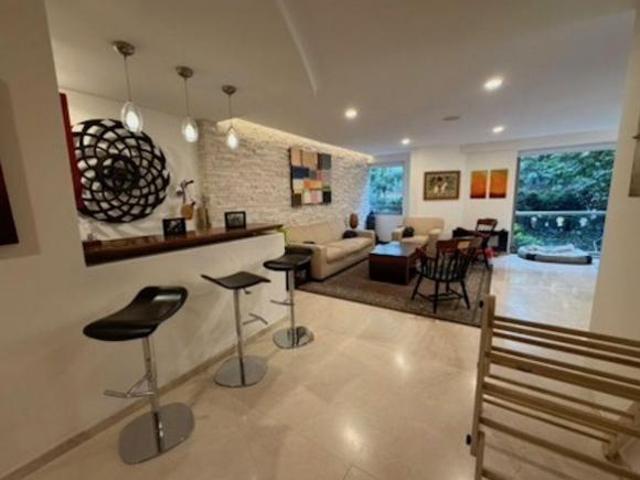 Venta departamento en bosques de las lomas jardin y terraza privada