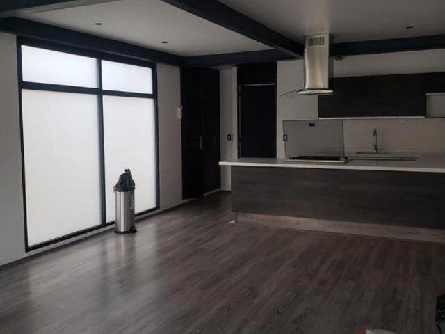 Venta Departamento en dos plantas en la Colonia 7 de Noviembre, ¡Impecable!