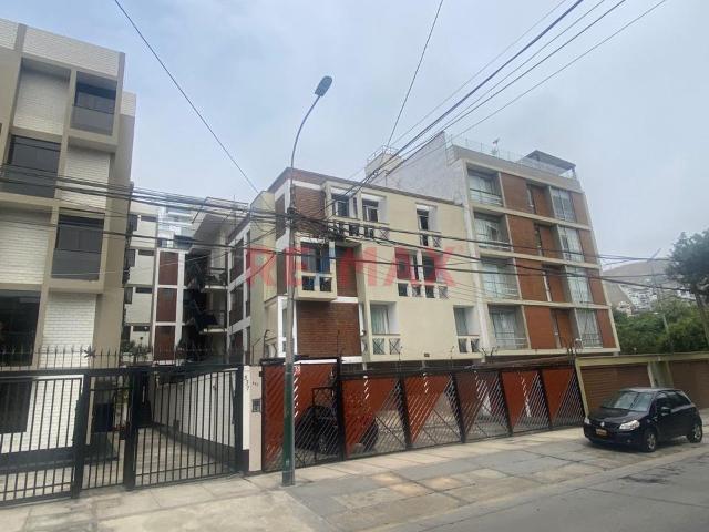 Venta Departamento En Valle Hermoso Frente A Parque Cerca Al Colegio Inmaculada