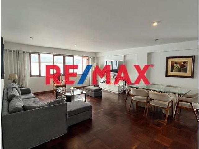 Venta Departamento En Valle Hermoso Oeste Surco