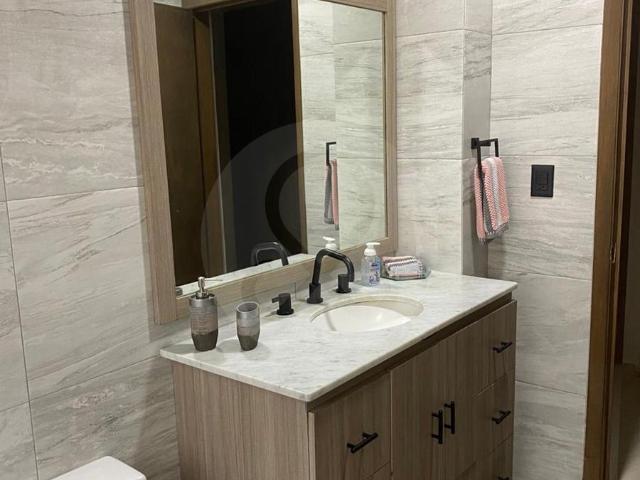 VENTA DEPARTAMENTO HOMERO