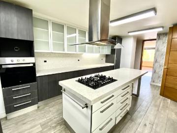 Venta Departamento Las condes muy amplio y comodo para camilias grandes