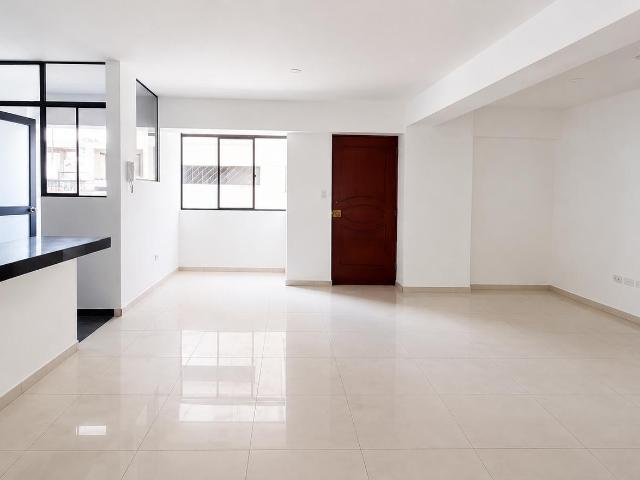 VENTA DEPARTAMENTO MAS COCHERA