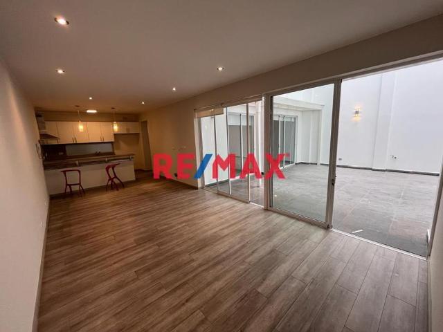 Venta Departamento Miraflores 3 Dormitorios, 3 Baños, 2 Estacionamientos Y Terraza