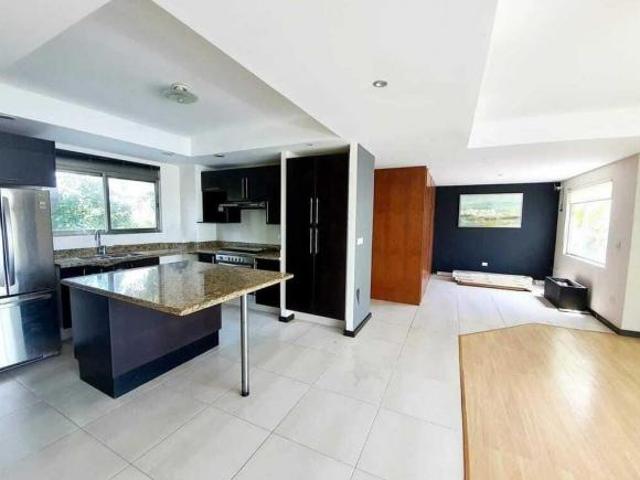 Venta Departamento SM 13, Avenida Nizuc, Cancún