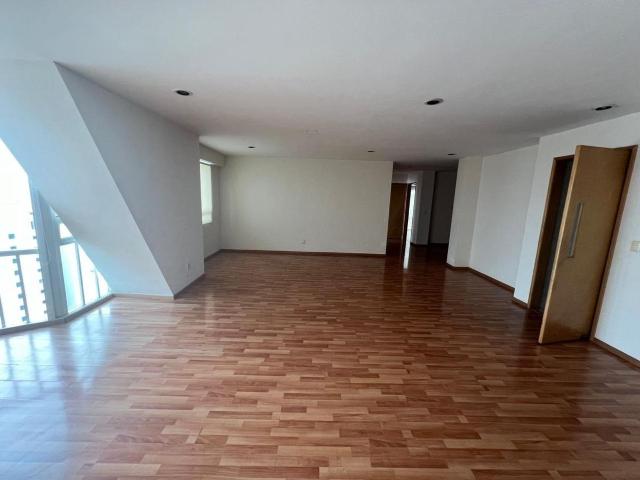 Venta de Departamento con Terraza en Los Sauces Jes?s del monte, Interlomas, Huixquilucan, Edo.M?x