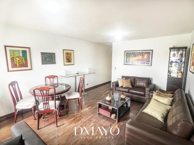 Venta Dpto en Surco de 2 dormitorios con vista exterior en Santiago de Surco