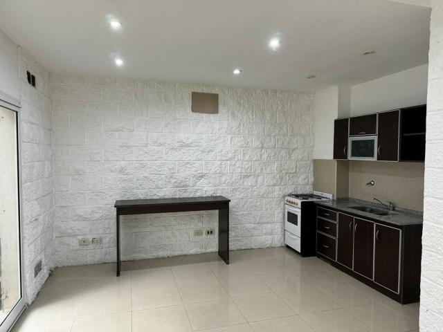 Venta | Duplex | 4 ambientes | Con Renta | Monte Grande ? 100m?