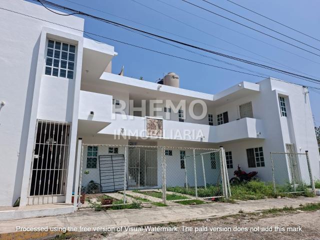 Venta Edificio 4 departamentos Col. Villa Las flores Poza Rica Ver