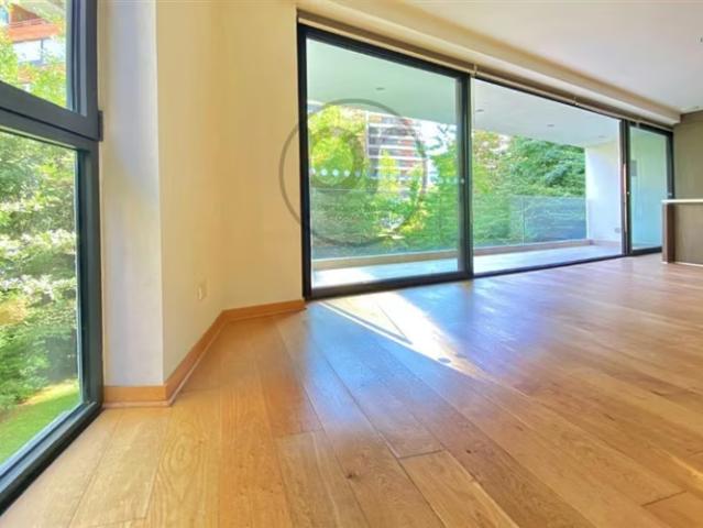 Venta El Golf, 2 dorm, 2 baños, diseño, moderno, cerca metro | 2 dormitorios por 10800.00 en Las Condes
