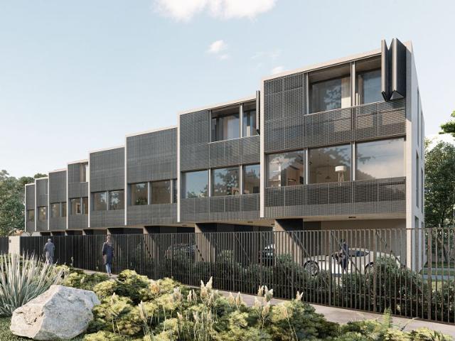VENTA EN VERDE DE 9 TOWNHOUSE EN AV ESPAÑA