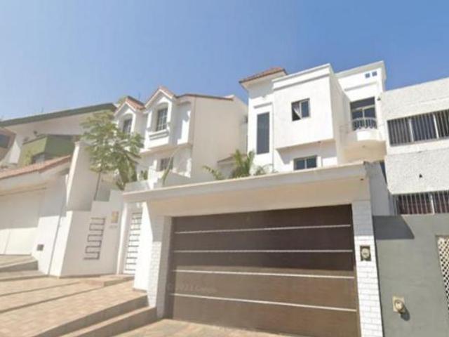 VENTA EN, C. CERRADA DE SAN ANDRES FRACC. COLINAS DE SAN MIGUEL MUN. CULIACAN ROSALES C.P. 80228