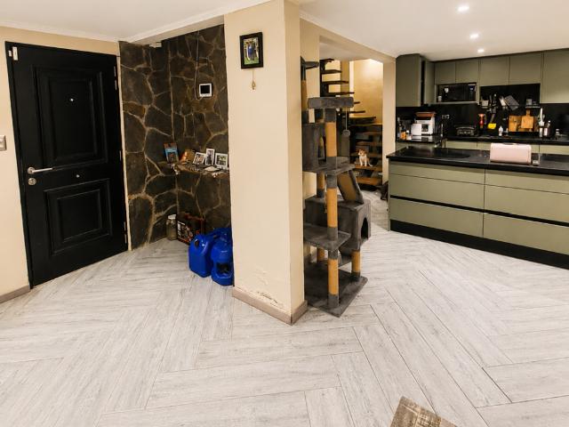 VENTA ESPECTACULAR CASA CON PISCINA