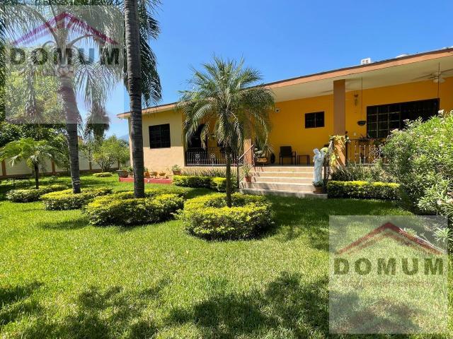 VENTA HERMOSA CASA EN FRACC CONDADO DE ASTURIAS SANTIAGO N.L