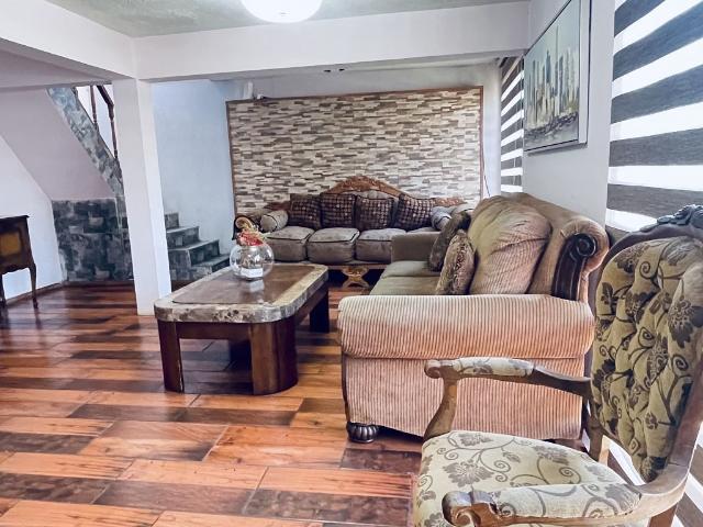 VENTA HERMOSA CASA EN LOS ÁNGELES