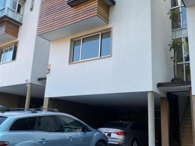 Venta hermosa casa en Santa Úrsula