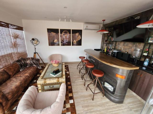 VENTA HERMOSO DUPLEX EN CHACARILLA SURCO DPTO 301