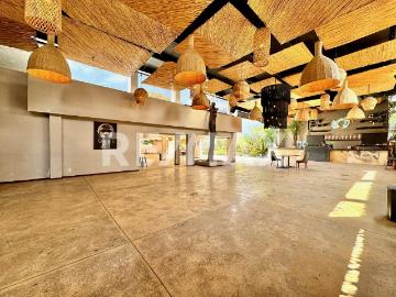 Venta inmueble ideal para restaurant, en la Col. Vista Hermosa, Cuernavaca, Morelos. Clave 6156