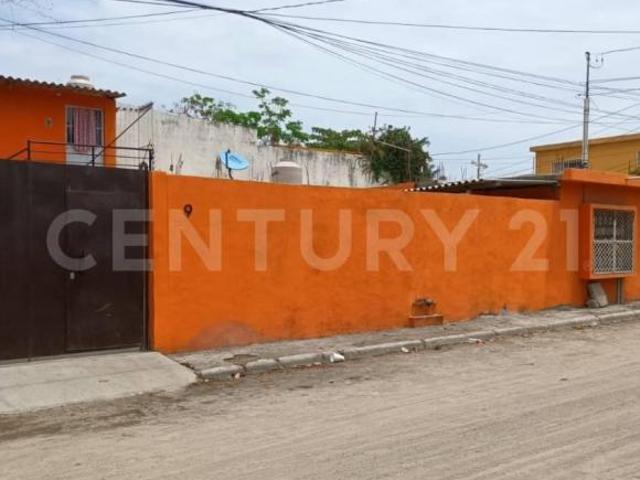Venta inmueble productivo en Manzanillo Colima