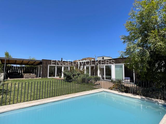 Venta linda y acogedora casa en Polo Maitencillo