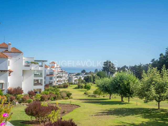 Venta lindo dpto con vista golf y mar en Marbella