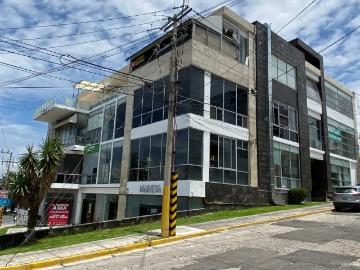 Venta local dentro de pequeña plaza Comercial. Col. La Paz