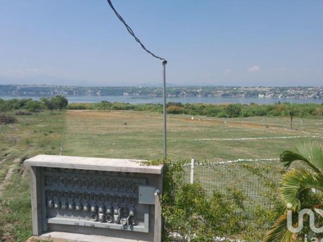 Venta Lotes Residenciales Privados en Tequesquitengo