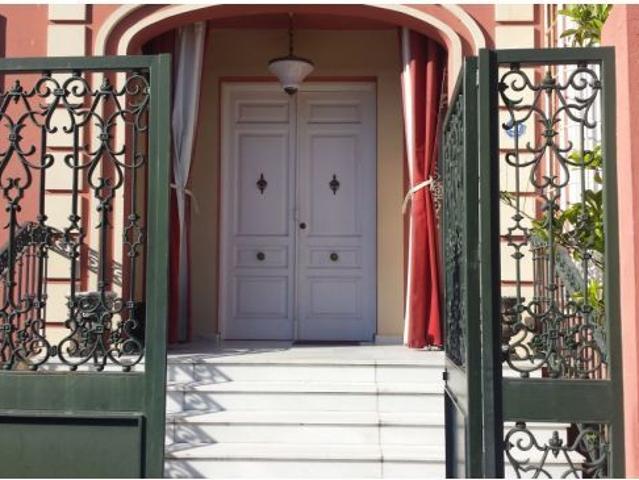 VENTA MAGNÍFICO CHALET EN URBANIZACIÓN ZAUDÍN CLUB DE GOLF Sevilla