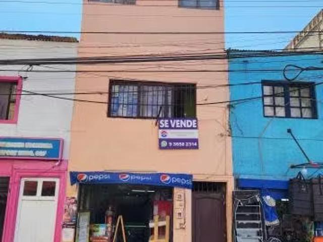 Venta Minimarket con Casa Habitación Pleno Centro | 4 dormitorios por 160000. 00 en Iquique