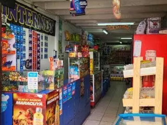 Venta Minimarket con Casa Habitación Pleno Centro | 4 Dormitorios por 230000. 00 en Iquique