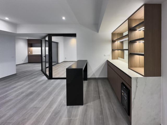 Venta Miraflores Larcomar 2 dormitorios 2.5 baños Terraza 1 Estacionamiento