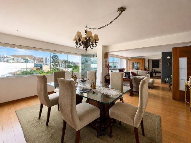 Venta Moderno Duplex en zona exclusiva de Surco