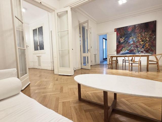 Venta o Alquiler AMOBLADO Incre?ble Departamento 4 Amb Dep. Retiro
