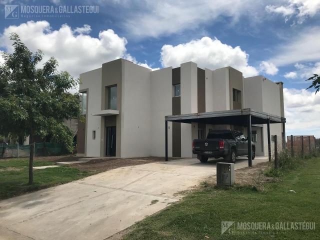 Venta o alquiler. Casa El Canton Islas